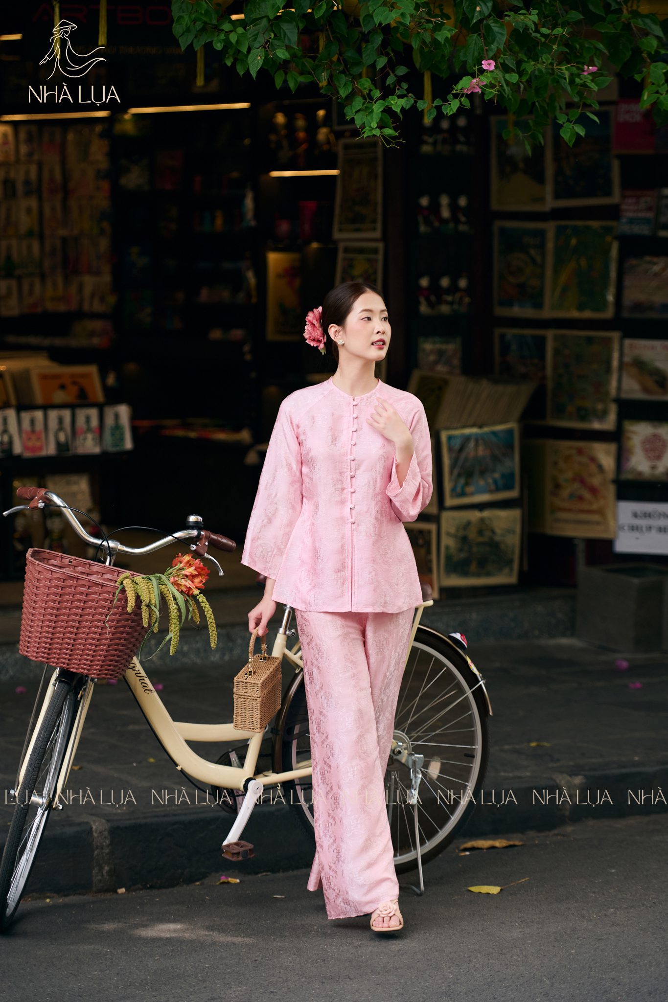 Pháp Phục Bảo Liên Màu Hồng Phấn