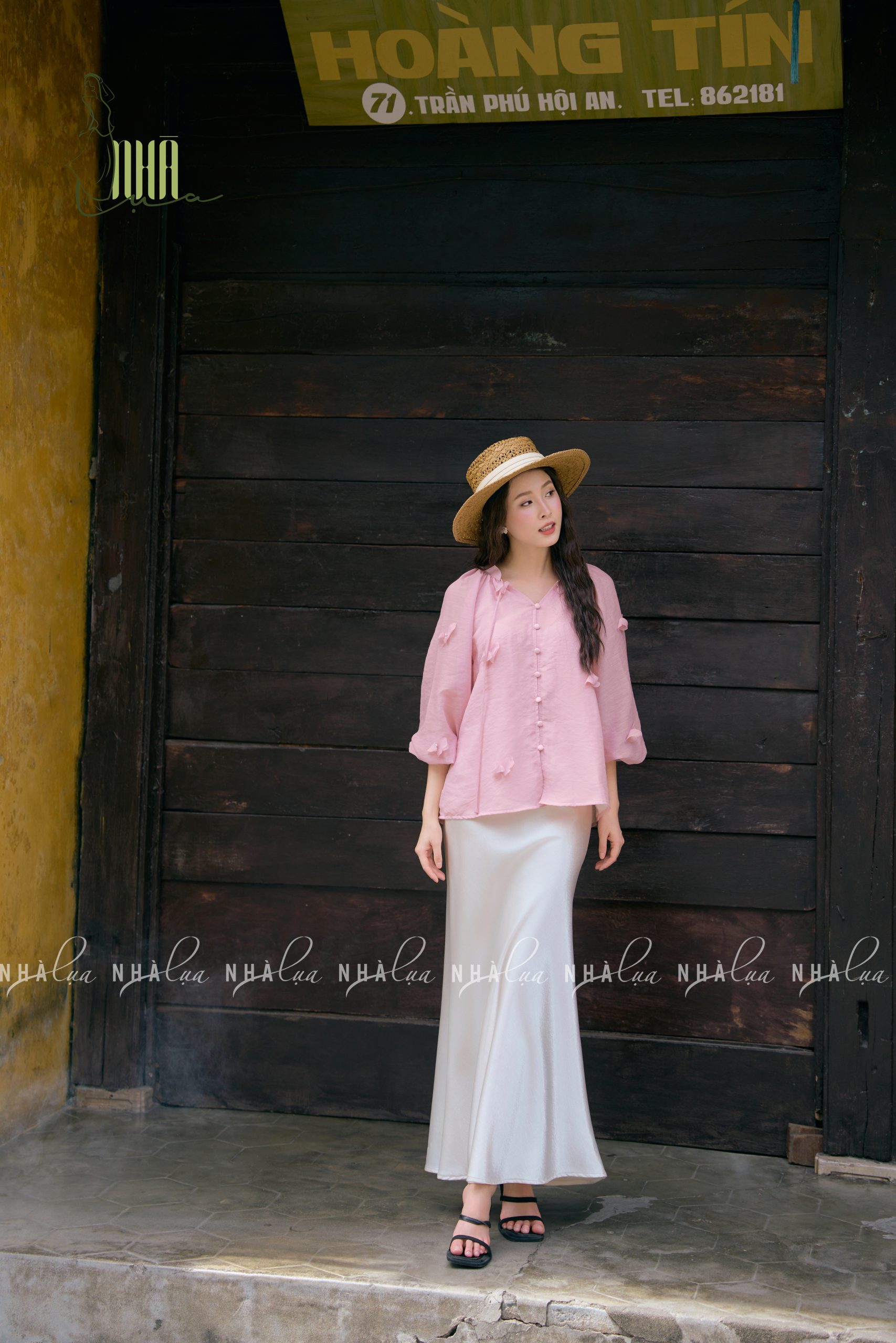 Áo tơ vân hoạ tiết bướm Nhà Lụa - Ảnh 3