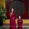 Áo Dài Bé Gái Gấm Nổi Đính Lông Vũ Cao Cấp Nhà Lụa