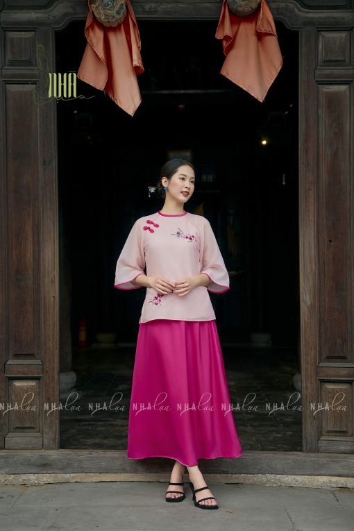 Set Áo Tơ Mềm Thêu Hoa Chim Váy Lụa Sang Trọng Nhà Lụa