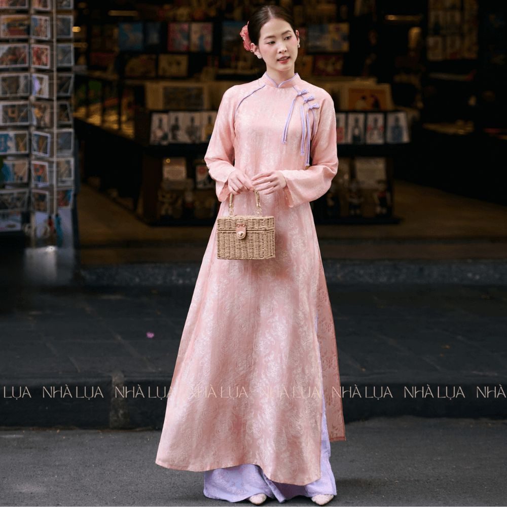Áo Dài Khuê Vân Lụa Tơ Tằm Màu Hồng Phấn Nhà Lụa