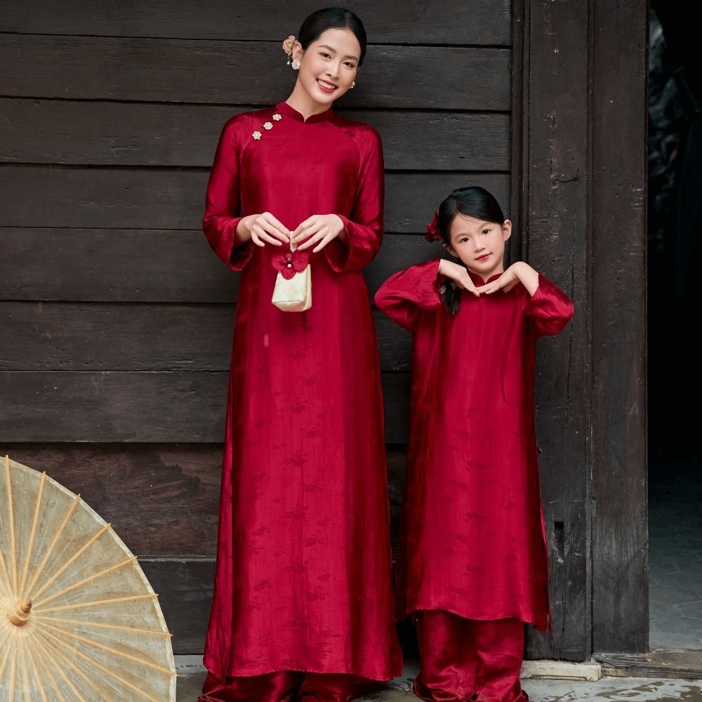 Áo Dài Nguyệt Sa Cho Bé Lụa Tơ Tằm Màu Đỏ Nhà Lụa