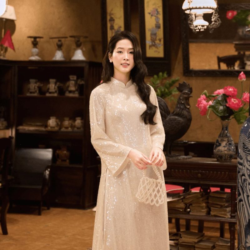 Áo Dài Kim Nhã Kim Sa Tinh Thể Óng Ánh Nhà Lụa
