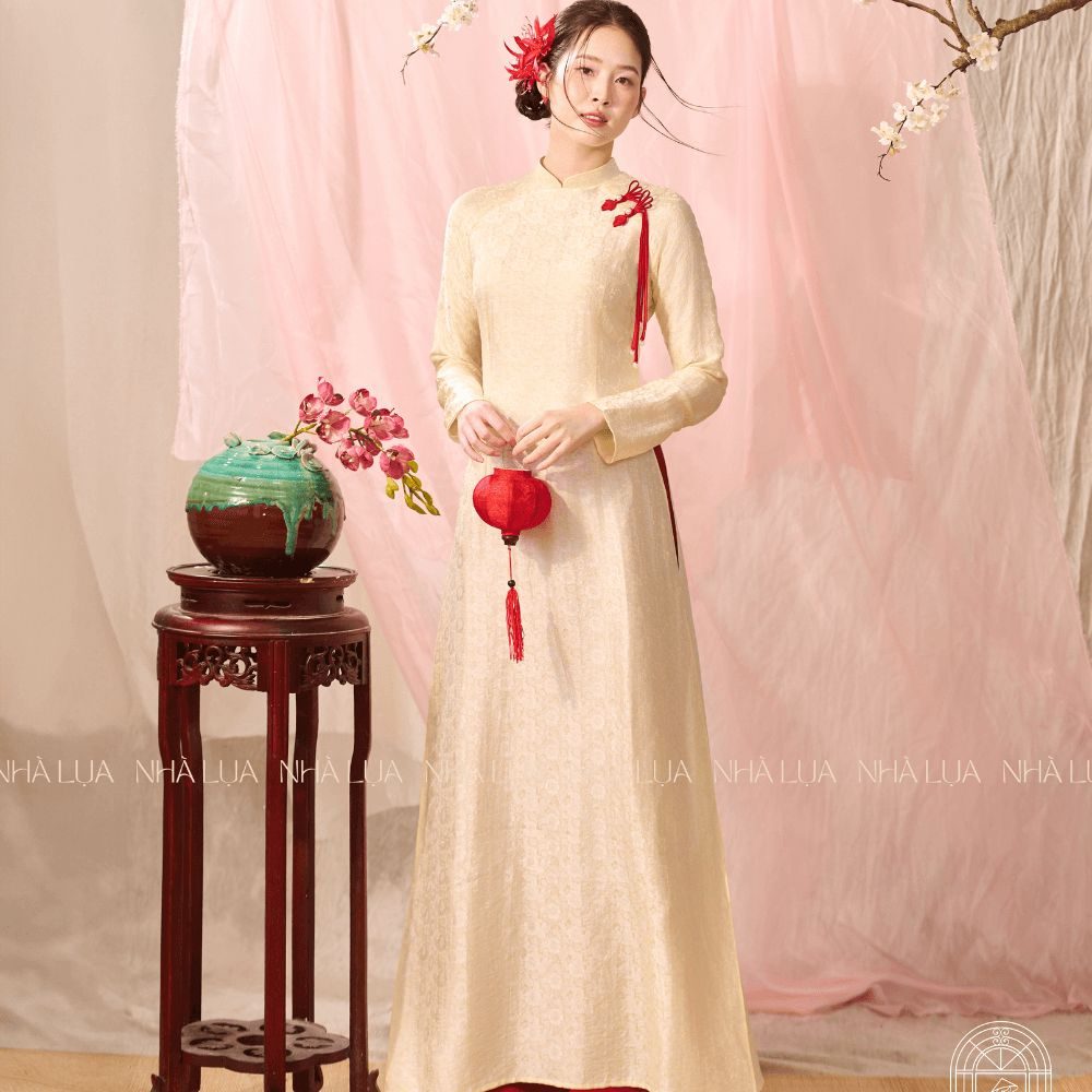 Áo Dài Anh Thư Màu Vàng Nhạt Nhà Lụa