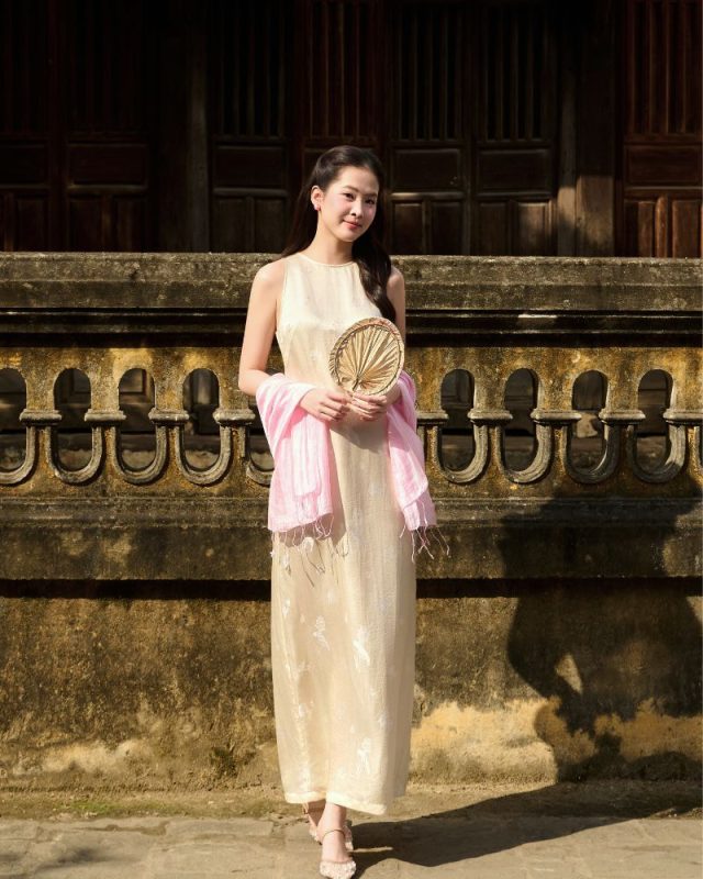 vay-lua-uyen-thanh-nha-lua