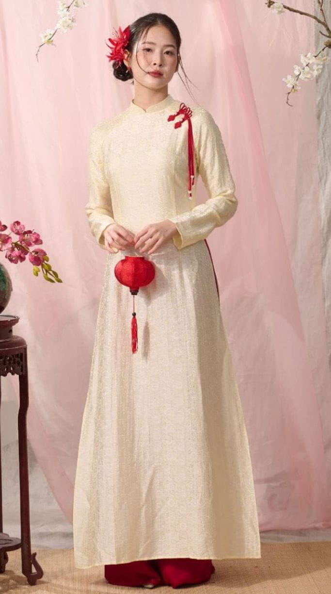 Áo Dài Anh Thư Màu Vàng Nhạt Lụa Tơ Tằm Nha Xá Cao Cấp | Nhà Lụa