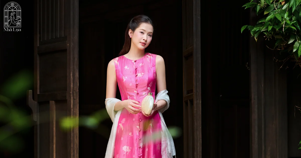 Cách Mặc Váy Lụa Đẹp - Hướng Dẫn Từ A Đến Z