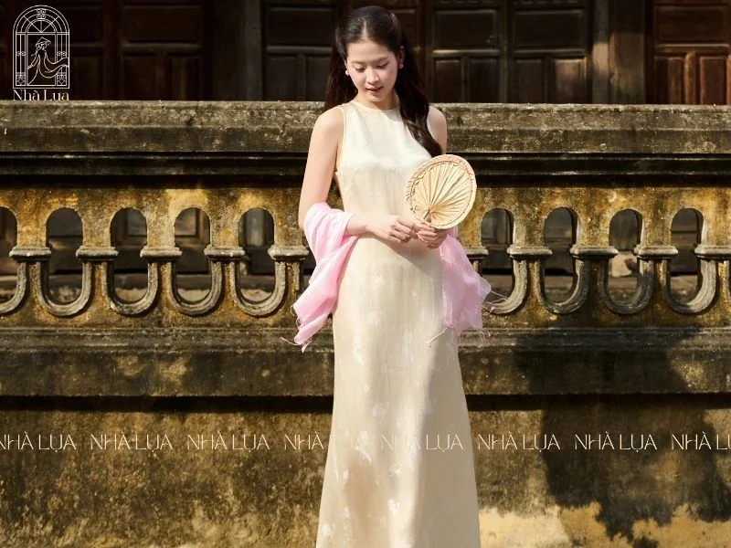 Váy Uyển Thanh Giúp Tôn Dáng, Che Các Khuyết Một Cách Tinh Tế