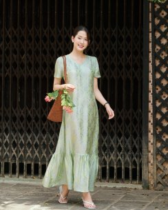 Váy Lụa Tơ Tằm Hồng Thanh Cổ Chữ V Màu Xanh Lá - Thon Gọn Thân Tôn Dáng