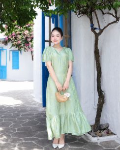Váy lụa hồng thanh màu xanh lá