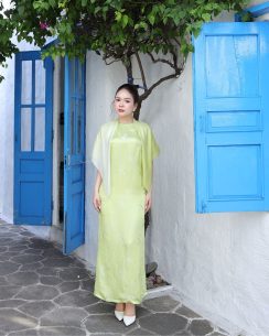 Váy Lụa Uyển Thanh Màu Xanh Cốm Lụa Tơ Tằm Nha Xá Cao Cấp | Nhà Lụa