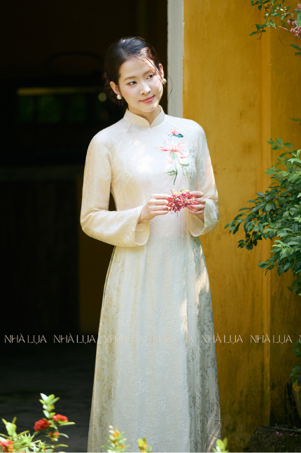 Áo dài lụa tơ tằm cao cấp nhà lụa